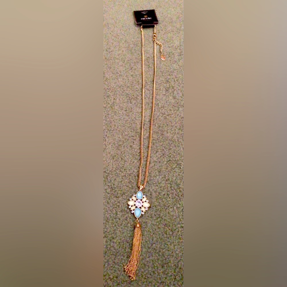 NWT Nicole by Nicole Miller Long Gold Tone Necklace